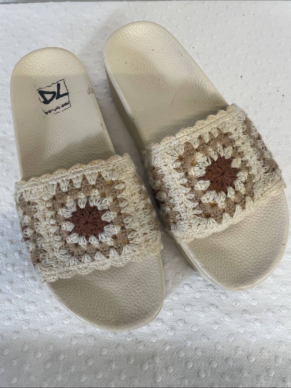 OG Vintage 90s Granny Square Crochet Slide Sandals platform cream boho festival